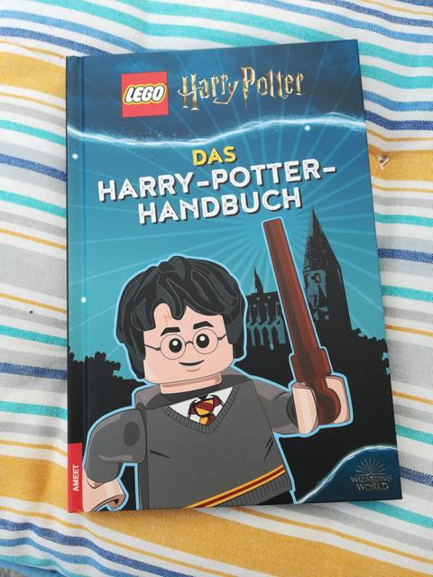[Rezension] Kinderbuch/Harry Potter/ Lego *** Lego: Das Harry-Potter-Handbuch *** eine Fülle an Informationen…