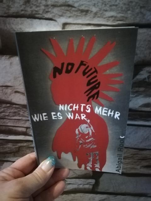 [Rezension] Jugendbuch *** Nichts mehr wie es war *** Nazis vs. Punks und mittendrin noch viel mehr…