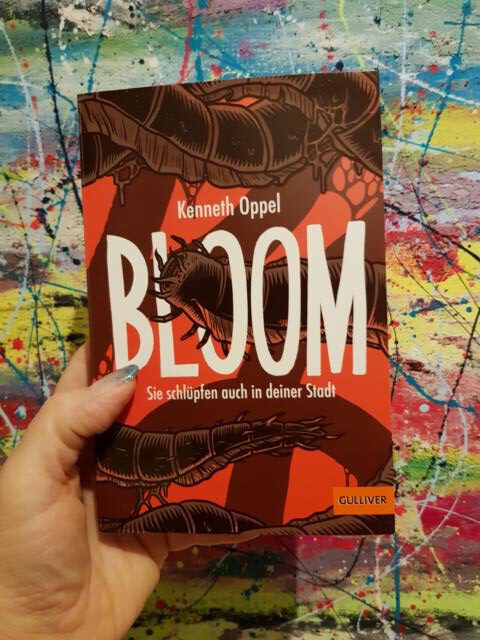 [Rezension] Jugendbuch *** Bloom – Sie schlüpfen auch in deiner Stadt *** weniger spannend und mitreißend als Band 1